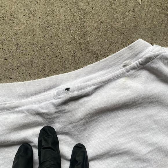 1989 VTG Looney Tunes “Party Hard Cafe” single stitch, Changes tag. READ DISC - Picture 7 of 7